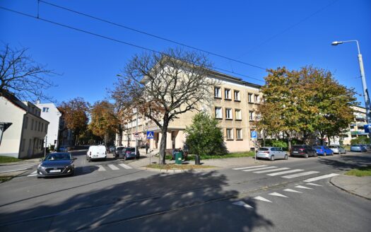 Budynek Komercyjny w 100 % wynajęty na sprzedaż,  2 749,40  m²  ul. Na Zaspę 3, Nowy Port, Gdańsk
